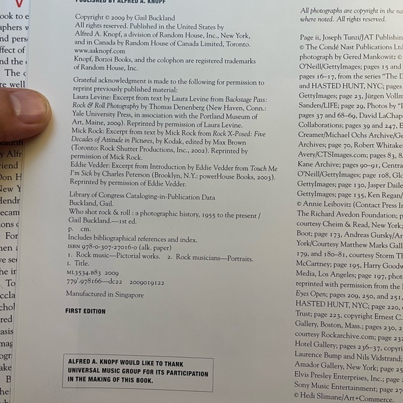 Who Shot Rock & Roll: A Photographic History 1955 To The Present [FIRST EDITION] - Picture 4 of 6